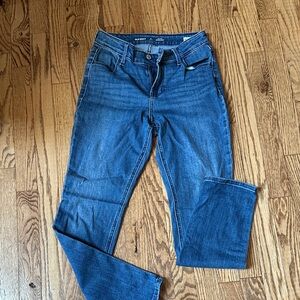 Old Navy Women's Straight Leg Jeans - Classic Blue